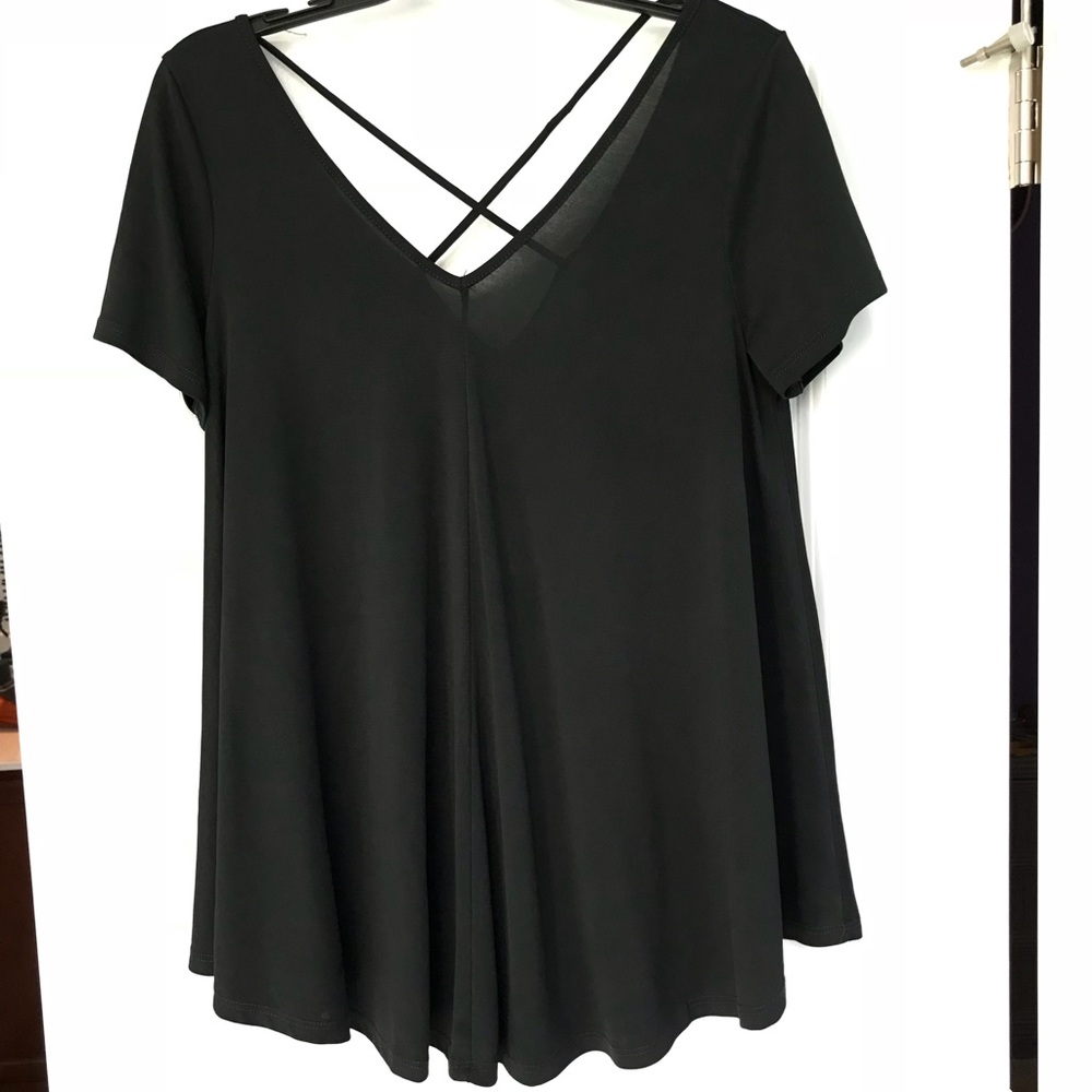 Green Envelope (LA) Flowy Shirt